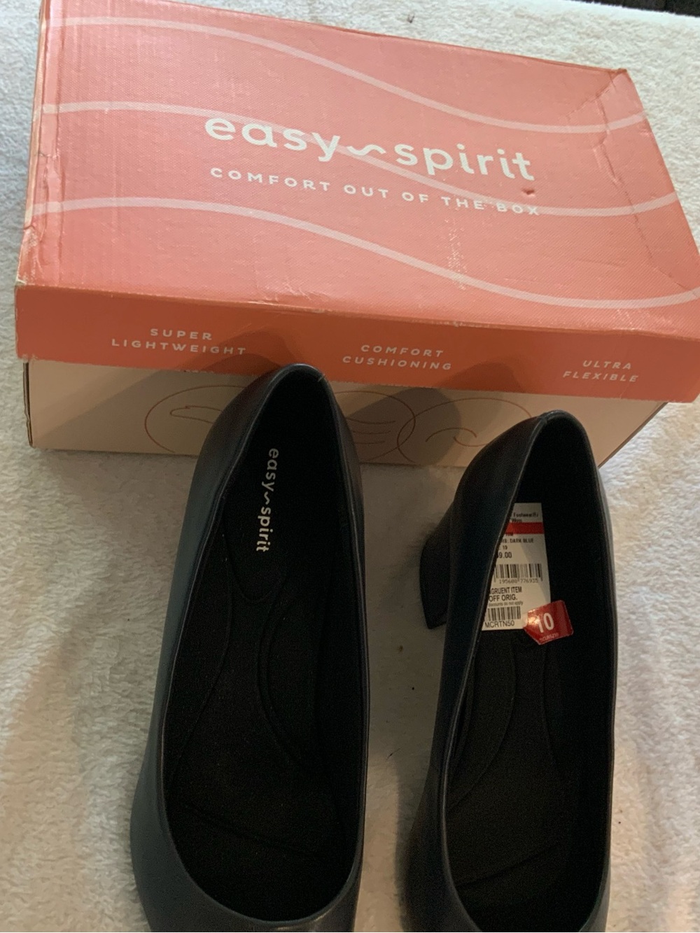 Easy Spirit Women's Black Comfort Pump new size 10  sku 3124